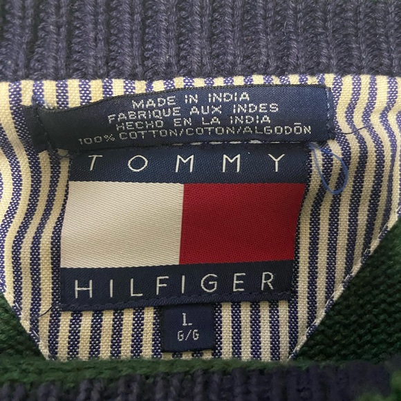 Tommy Hilfiger Sweater - Picture 8 of 8